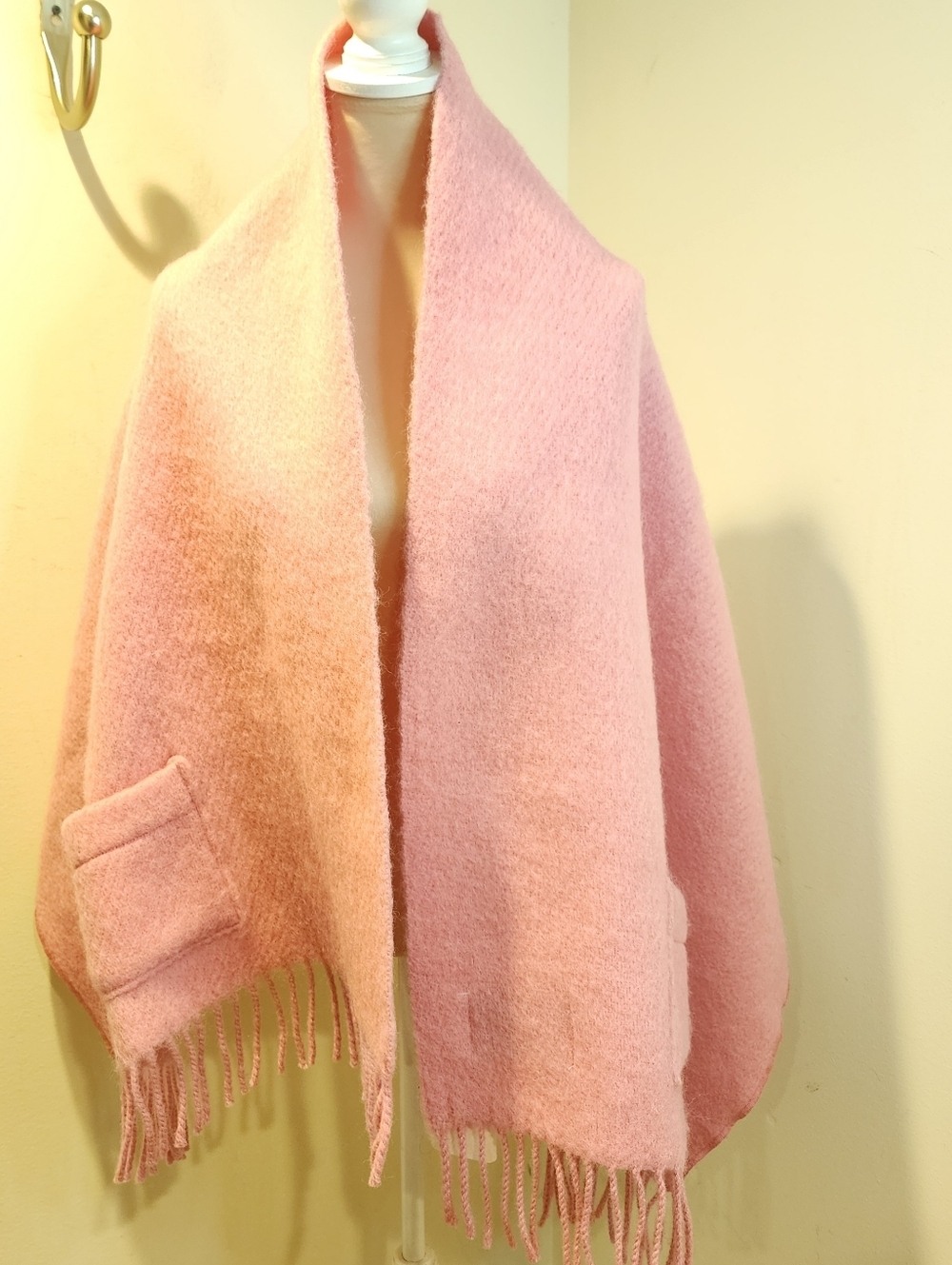 HALSINGEPLADEN Pure New Wool Soft Pink Fringe Shawl Poncho NWT